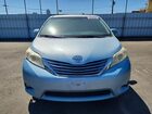 2017 Toyota Sienna Xle 8-passenger Синий vin: 5TDYZ3DC7HS807820