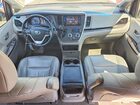 2017 Toyota Sienna Xle 8-passenger Синий vin: 5TDYZ3DC7HS807820