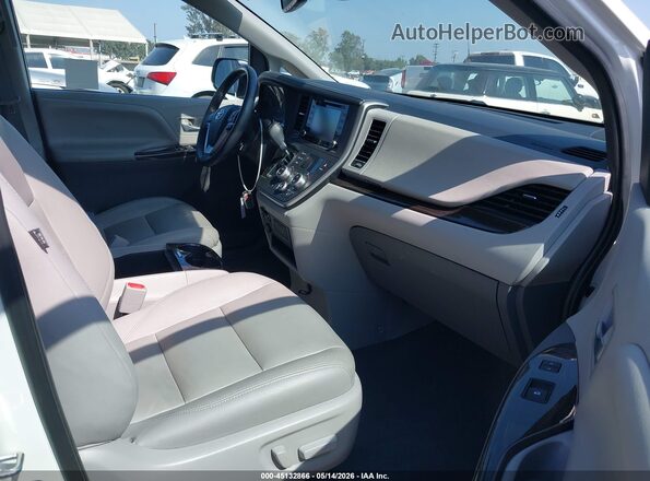 5TDYZ3DC8LS078137 2020 TOYOTA SIENNA White წინა სალონის ხედი