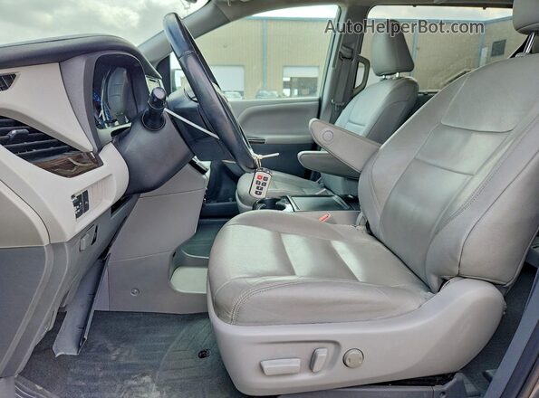 5TDYZ3DCXLS048041 2020 TOYOTA SIENNA Gray Սալոնի դիմացի տեսք