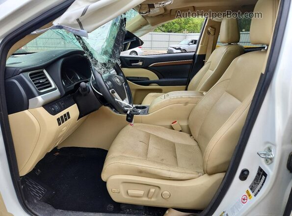 5TDYZRFH3JS236439 2018 TOYOTA HIGHLANDER Белый Вид салона спереди