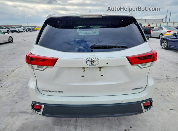 5TDYZRFH4JS240158 2018 TOYOTA HIGHLANDER Белый Вид сзади