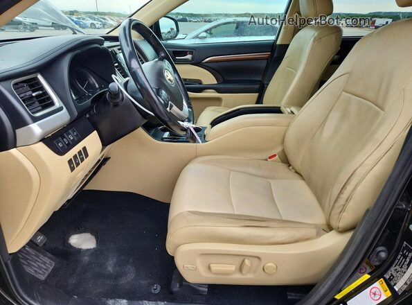 5TDYZRFH6JS271170 2018 TOYOTA HIGHLANDER Black Вид салону спереду