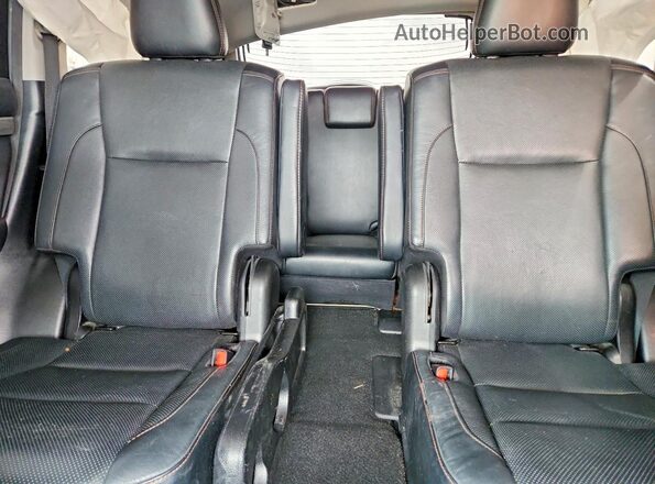 5TDYZRFH9JS251799 2018 TOYOTA LIMITED Black Vista de los asientos traseros
