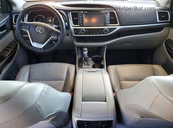 5TDYZRFHXHS220412 2017 TOYOTA HIGHLANDER Белый Вид панели приборов