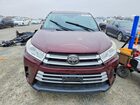 2018 Toyota Highlander Le Burgundy vin: 5TDZARFH1JS037689