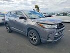 2018 Toyota Highlander Le Серый vin: 5TDZARFHXJS036430
