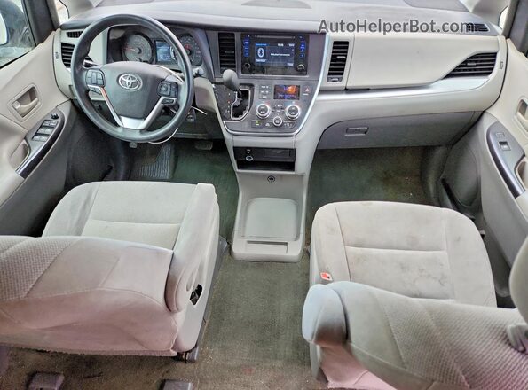 5TDZZ3DC2HS832676 2017 TOYOTA SIENNA White Widok deski rozdzielczej