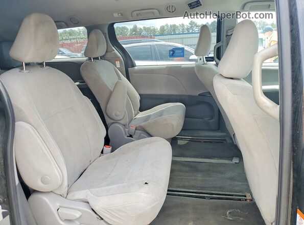 5TDZZ3DCXLS088110 2020 TOYOTA SIENNA Двухцветный Вид задней части салона