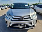 2018 Toyota Highlander Le Plus Серебряный vin: 5TDZZRFH2JS251244