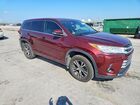 2017 Toyota Highlander Le Красный vin: 5TDZZRFH3HS204802