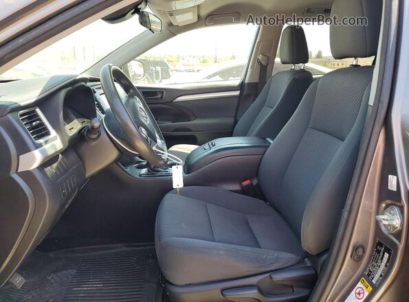 5TDZZRFH3JS236901 2018 TOYOTA HIGHLANDER Угольный Вид салона спереди