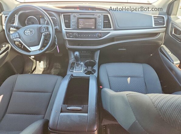 5TDZZRFH6JS284568 2018 TOYOTA HIGHLANDER Белый Вид панели приборов