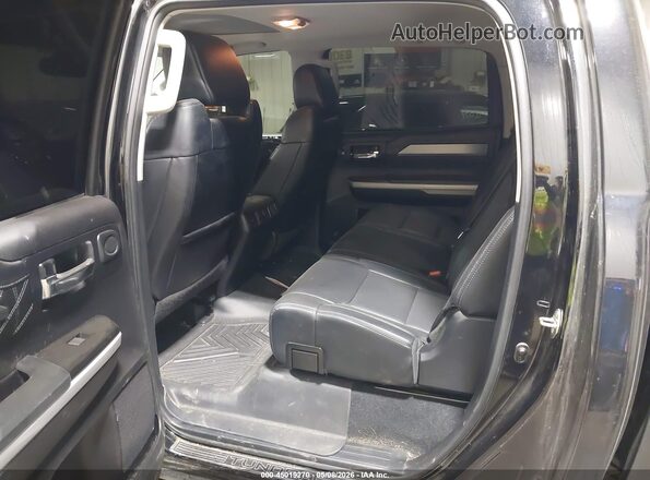 5TFAY5F11LX893589 2020 TOYOTA TUNDRA Black Widok naklejki z numerem VIN