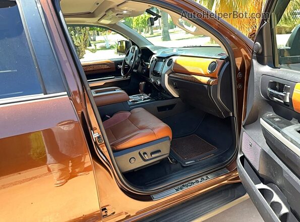 5TFAY5F14GX548014 2016 TOYOTA TUNDRA Brown წინა ხედი