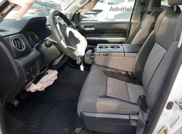 5TFDW5F12GX534471 2016 TOYOTA TUNDRA Белый Вид салона спереди