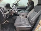 2019 Toyota Tundra Crewmax Sr5 Желто-коричневый vin: 5TFEM5F18KX141691 Damage: Left Front Seat Cushion, Worn, Replacement Required