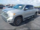 2017 Toyota Tundra Sr5 5.7l V8 Серебряный vin: 5TFEW5F12HX215691