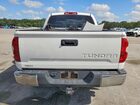 2017 Toyota Tundra Crewmax Sr5 Белый vin: 5TFEW5F18HX227974