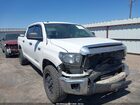 2018 Toyota Tundra Sr5 5.7l V8 White vin: 5TFEY5F13JX239028