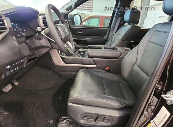 5TFJC5DB6SX092052 2025 TOYOTA TUNDRA Черный Вид салона спереди