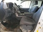 2022 Toyota Tundra Sr5 Белый vin: 5TFLA5DA0NX049093 Damage: Left Front Seat Molding, Broken, Replacement Required
