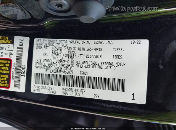 5TFLA5DB6PX062877 2023 TOYOTA TUNDRA Black Widok komory silnika