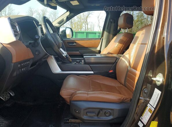 5TFMA5DB5NX038863 2022 TOYOTA TUNDRA Brown Սալոնի դիմացի տեսք