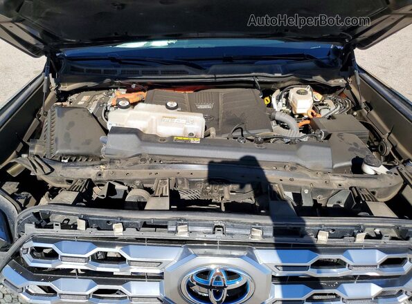 5TFMC5DBXPX028004 2023 TOYOTA TUNDRA Черный Вид задней части салона