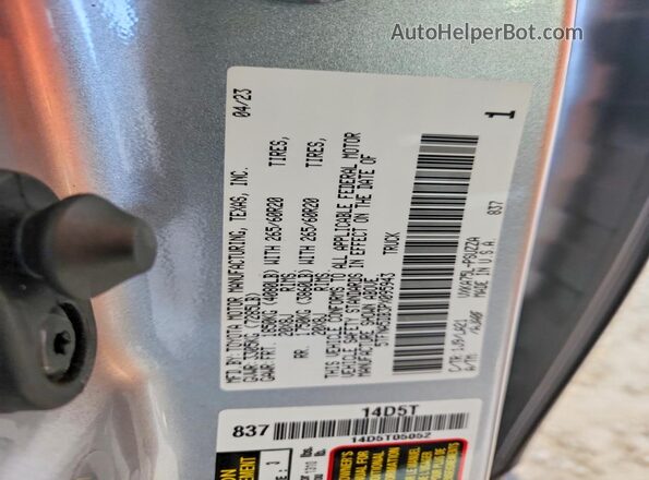 5TFNA5DB3PX095943 2023 TOYOTA TUNDRA Silver Vista del compartimento del motor