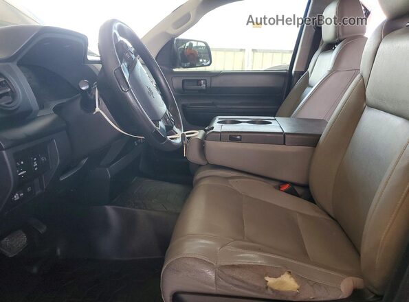 5TFRM5F10KX136244 2019 TOYOTA TUNDRA Black Front interior view