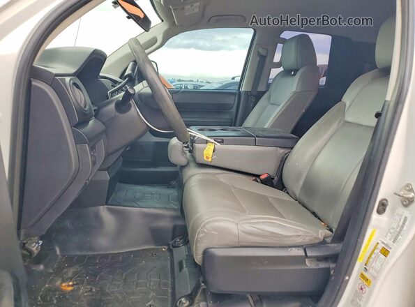 5TFRM5F11GX101896 2016 TOYOTA TUNDRA Белый Вид салона спереди