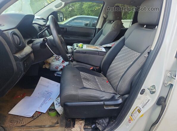 5TFRM5F18KX137237 2019 TOYOTA TUNDRA White Front interior view