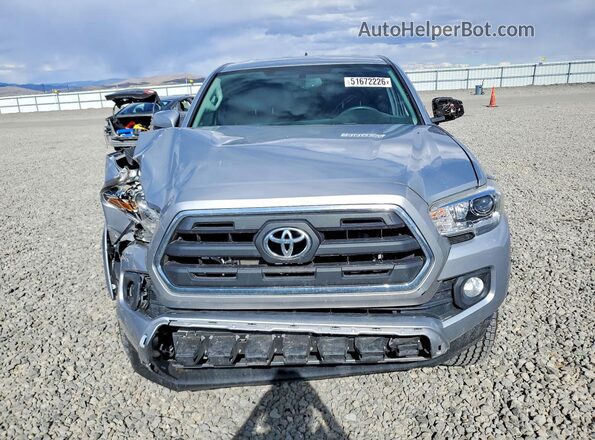 5TFSZ5AN5HX078024 2017 TOYOTA TACOMA Silver Դիմացի տեսք