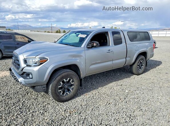 5TFSZ5AN5HX078024 2017 TOYOTA TACOMA Silver Առջևի ձախ երեք քառորդ տեսարան