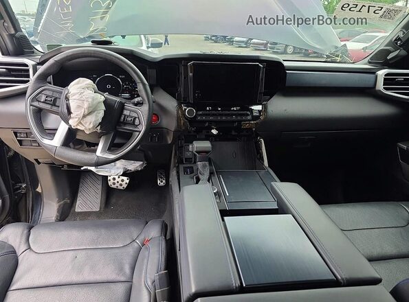 5TFWC5DB0SX090593 2025 TOYOTA TUNDRA Черный Вид панели приборов
