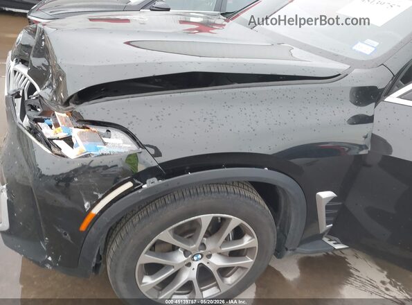 5UX13EU05T9052757 2026 BMW X5 Черный Вид панели приборов