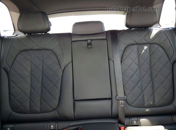 5UX13EU06S9Y91024 2025 BMW X5 Серебряный Вид задних сидений