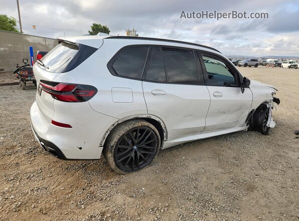 5UX13EU07R9S91266 2024 BMW X5 Белый Задняя правая четверть