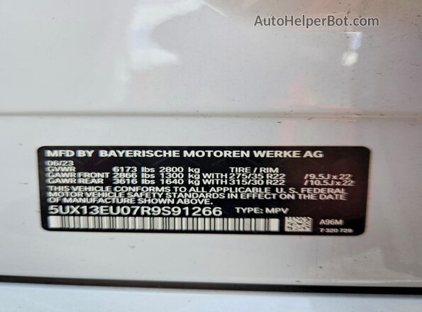 5UX13EU07R9S91266 2024 BMW X5 Белый Панорамный вид салона 360°
