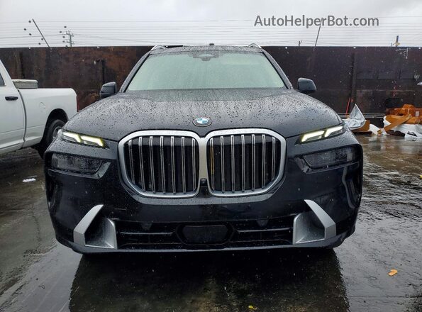 5UX23EM02R9U51672 2024 BMW X7 Gray Вид спереду