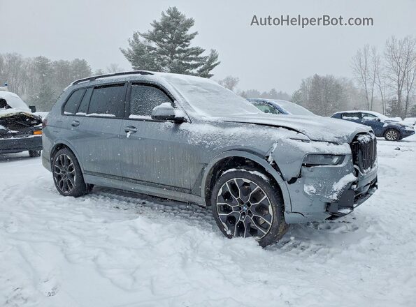 5UX23EM06R9U62884 2024 BMW X7 Gray Передня права чверть