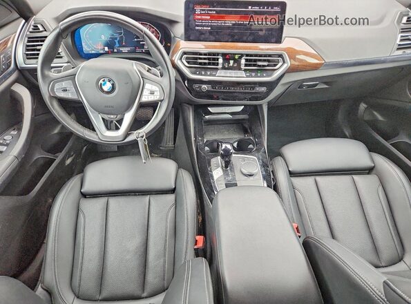 5UX33DT0XR9U84418 2024 BMW X4 Черный Вид панели приборов