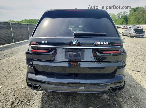 5UX33EM02P9R10717 2023 BMW X7 Black Հետևի տեսք