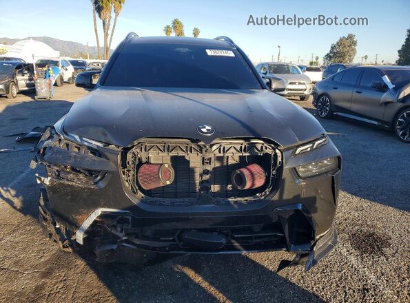 5UX33EM06S9X01439 2025 BMW X7 Gray Vista frontal