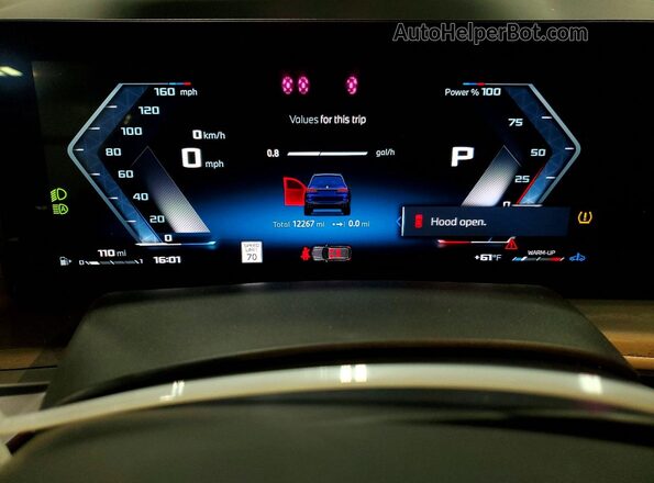 5UX33EM09S9Y51416 2025 BMW X7 Синий Вид щитка приборов