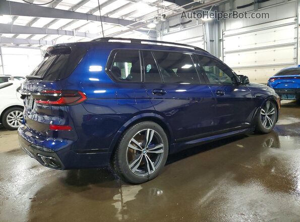 5UX33EM09S9Y51416 2025 BMW X7 Синий Задняя правая четверть