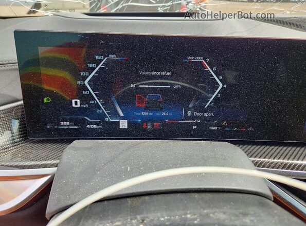 5UX33EU02R9S58782 2024 BMW X5 Зеленый Вид щитка приборов