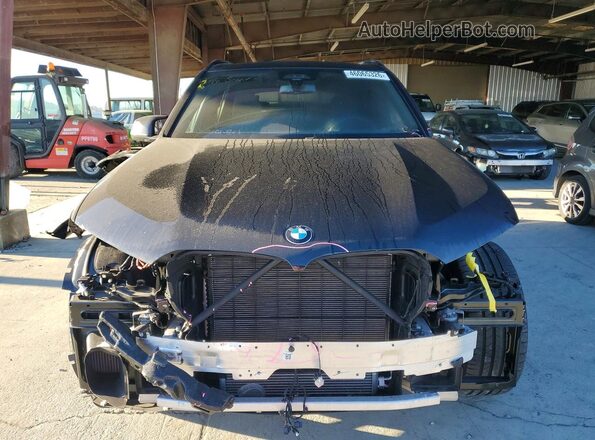 5UX33EU03S9X07151 2025 BMW X5 Черный Вид спереди