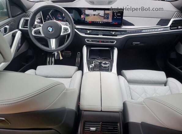 5UX33EX04R9W10028 2024 BMW X6 Blue Widok deski rozdzielczej
